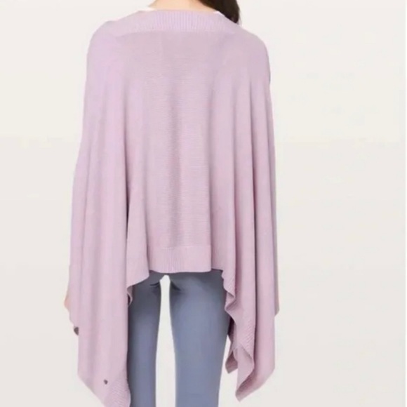 LULULEMON Forward Flow Cape PINK Rose Poncho. One Size - Picture 3 of 5